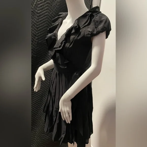 Forever 21 black wrap-tie dress, size small - Picture 3 of 5